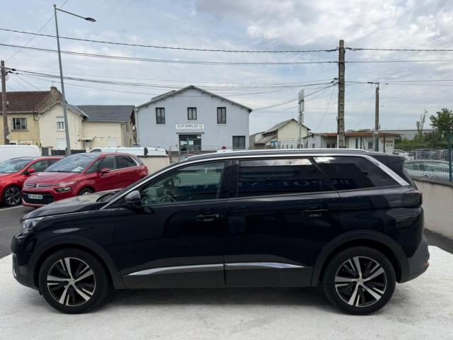Peugeot 5008 image 9