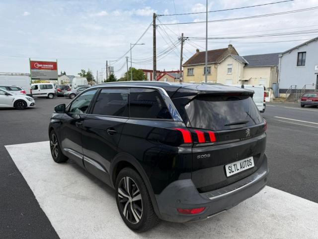 Peugeot 5008 image 3