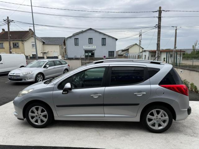 Peugeot 207 Sw image 1