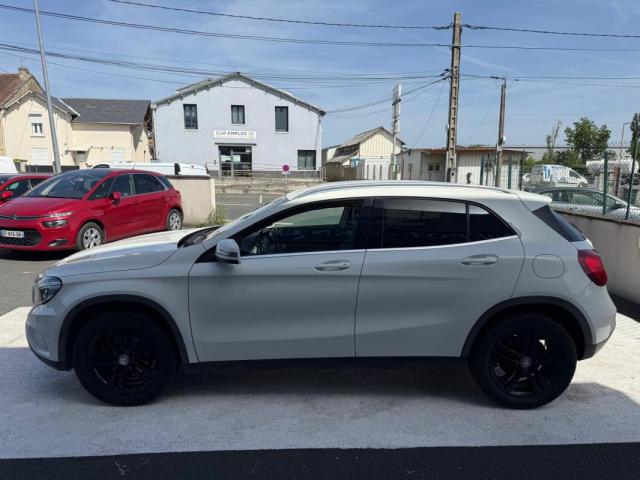Mercedes Benz Gla image 7
