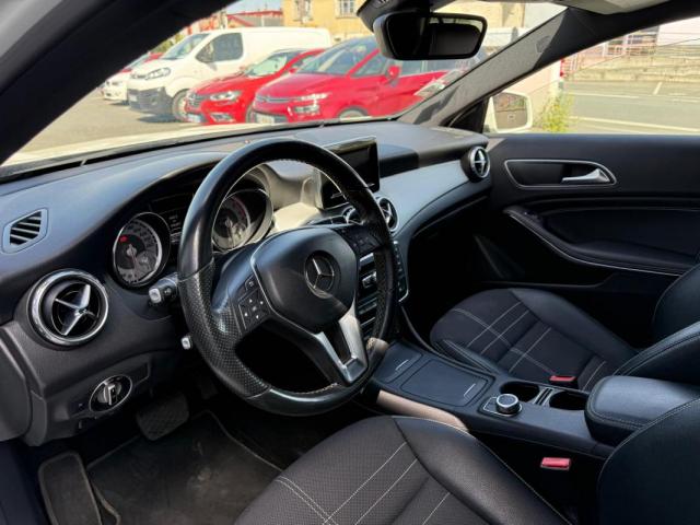 Mercedes Benz Gla image 2