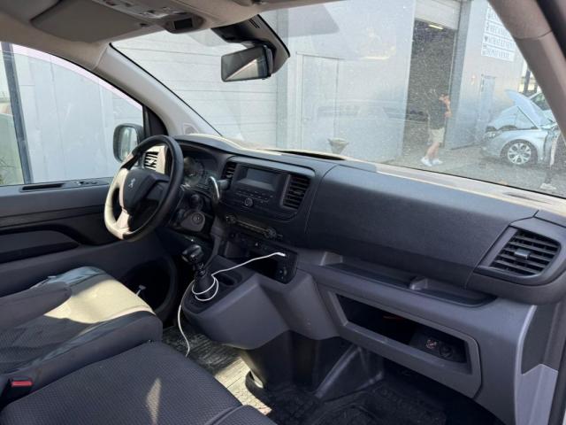 Peugeot Expert image 8