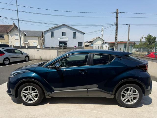 Toyota C-Hr image 5
