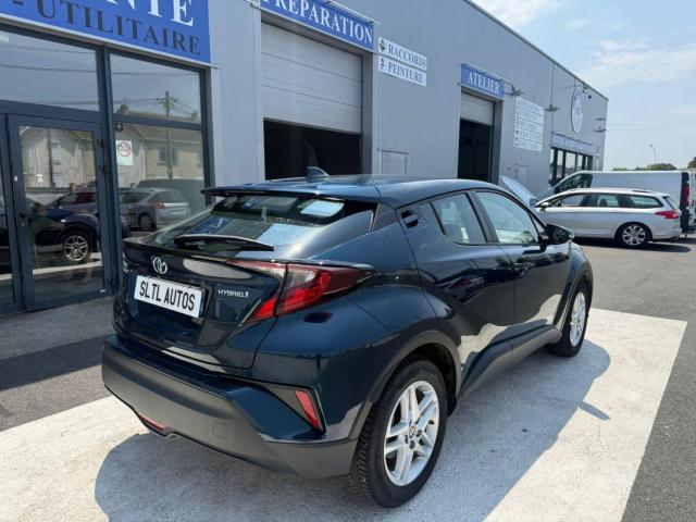 Toyota C-Hr image 1