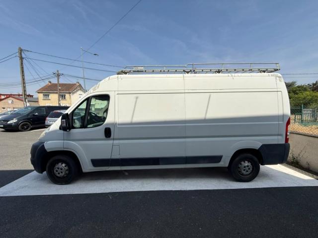 Peugeot Boxer image 1