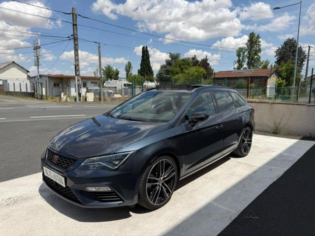 Seat Leon image 3