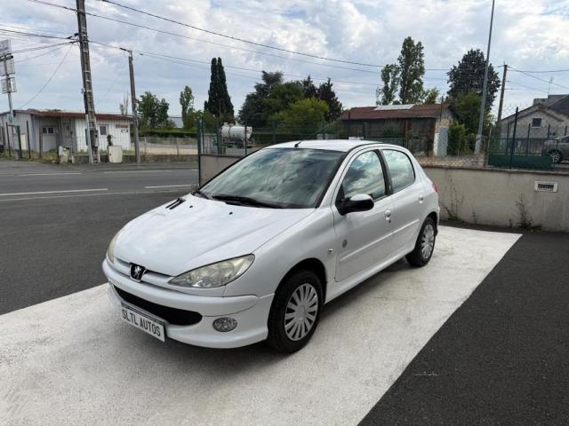 Peugeot 206 image 4