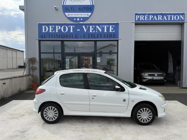 Peugeot 206 image 8