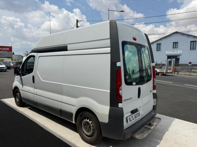 Renault Trafic image 7