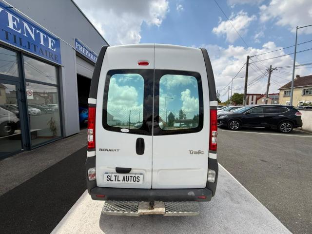 Renault Trafic image 8