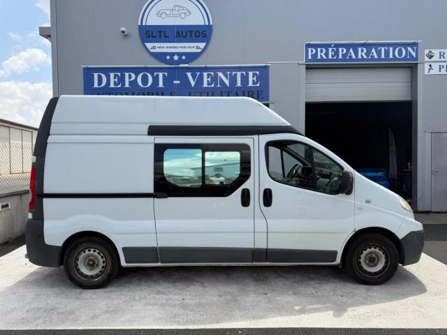 Renault Trafic image 2