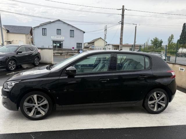 Peugeot 308 image 1