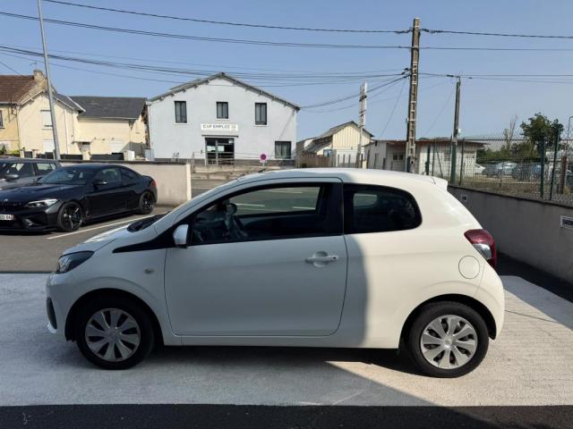 Peugeot 108 image 1