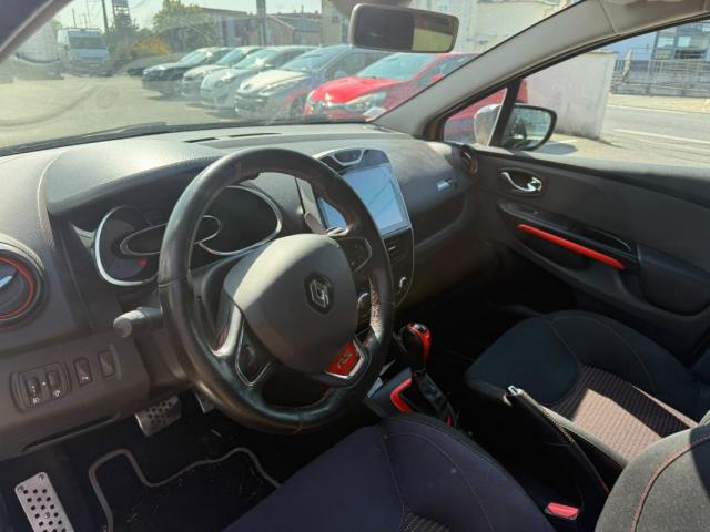 Renault Clio image 2
