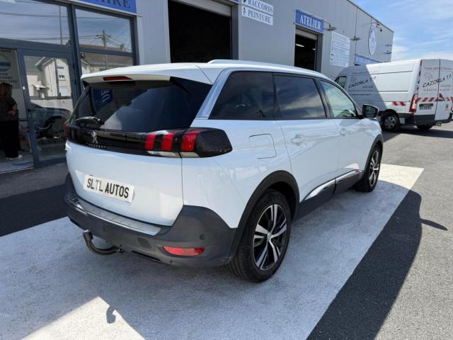 Peugeot 5008 image 8