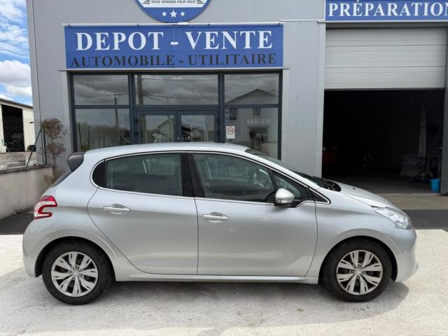 Peugeot 208 image 6