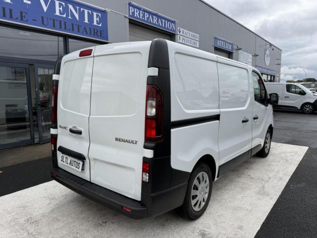 Renault Trafic image 3