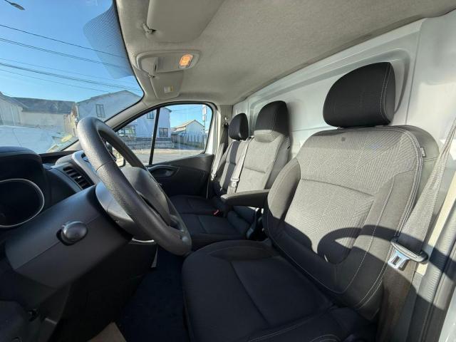 Renault Trafic image 1