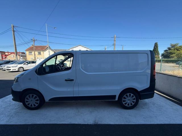 Renault Trafic image 3