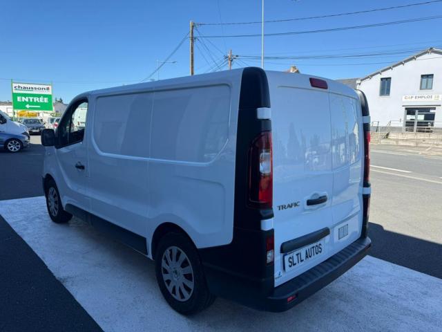 Renault Trafic image 1