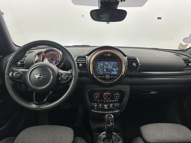 Mini Clubman image 9