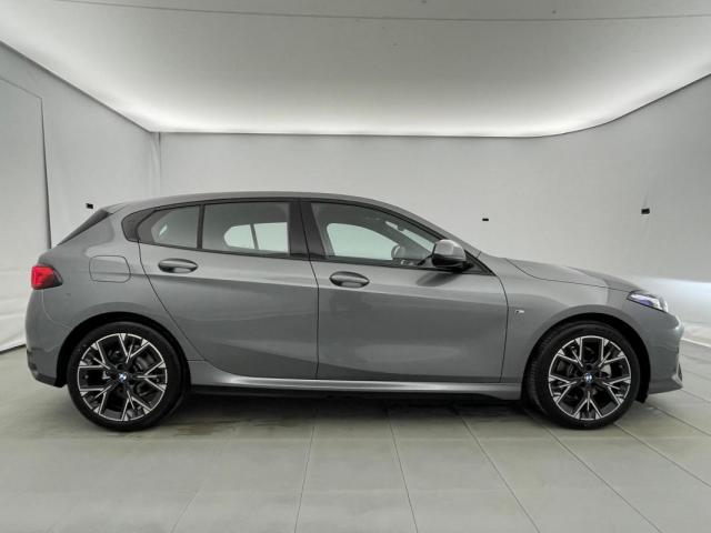 Bmw Série 1 image 9
