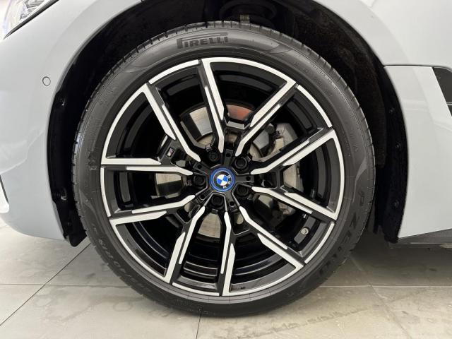 Bmw I4 image 3