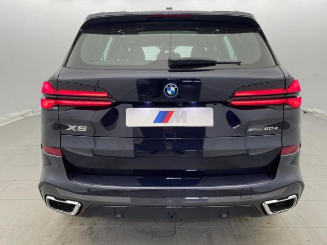Bmw X5 image 2