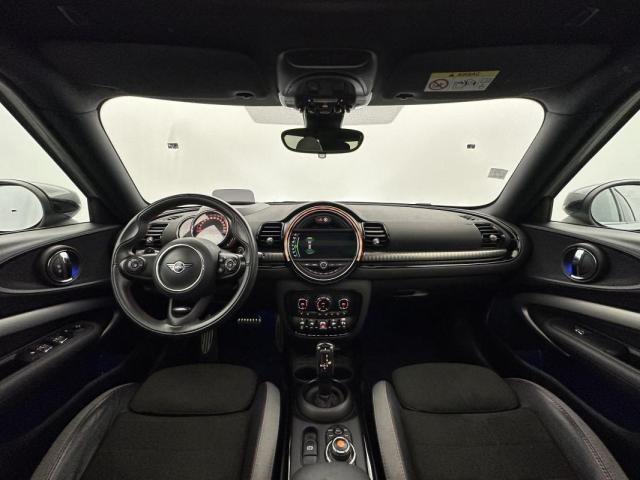 Mini Clubman image 1
