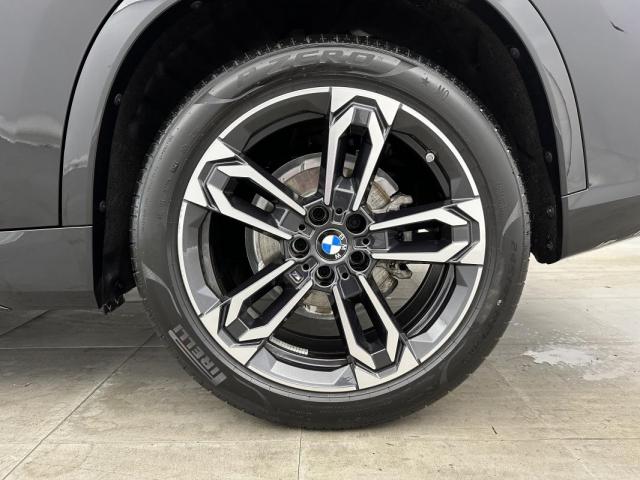 Bmw X1 image 9