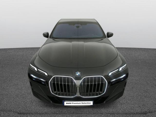 Bmw Série 7 image 9