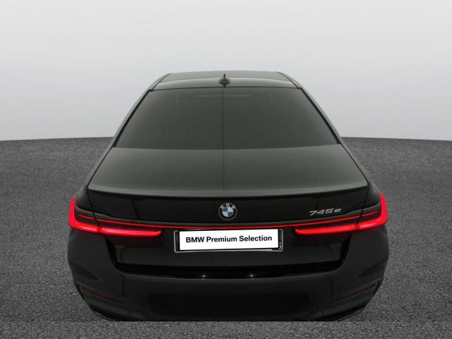 Bmw Série 7 image 8