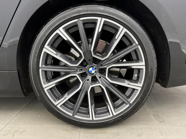 Bmw Série 7 image 3