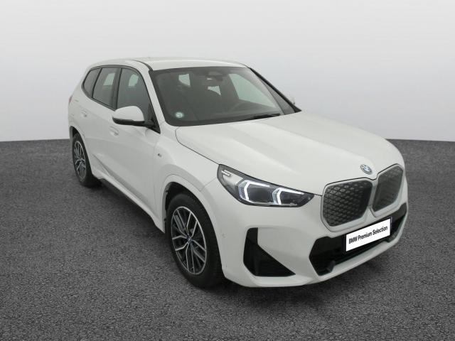Bmw Ix1 image 2