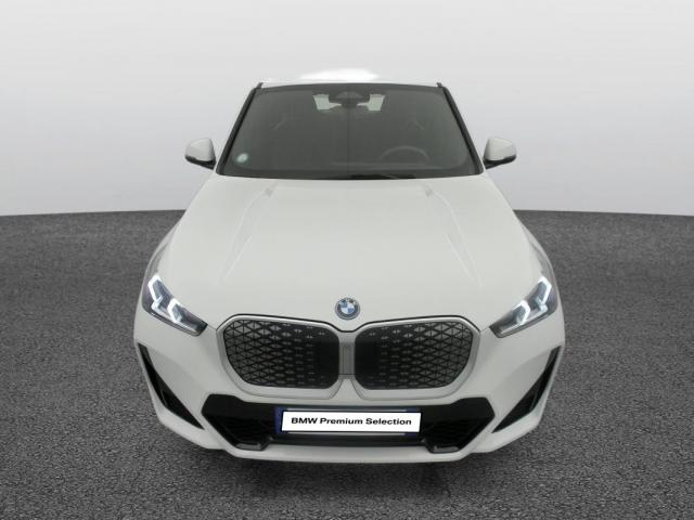 Bmw Ix1 image 6
