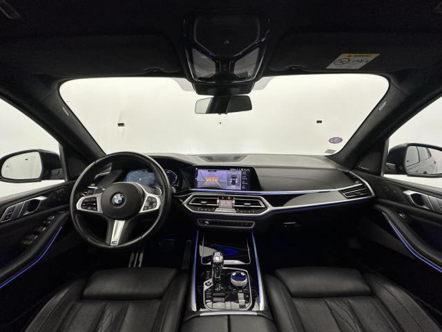 Bmw X7 image 4
