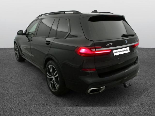 Bmw X7 image 9