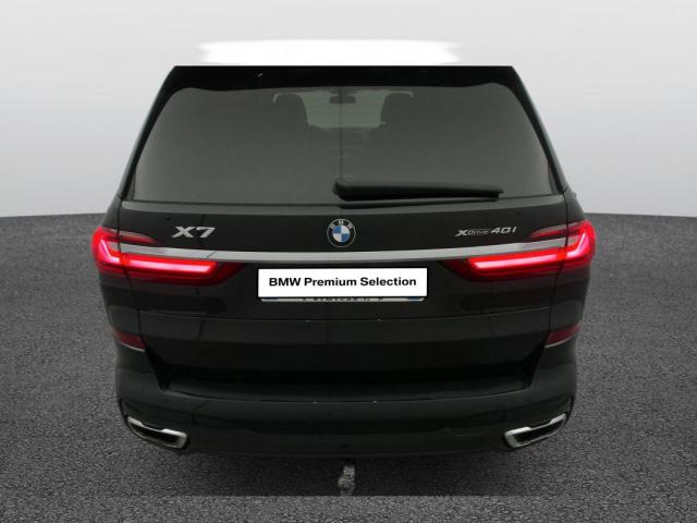 Bmw X7 image 5