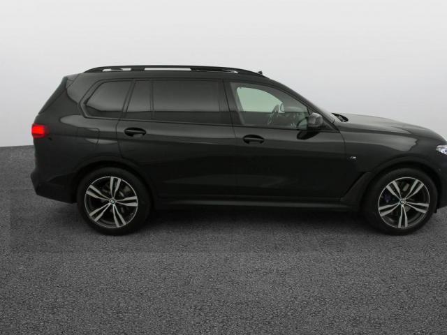Bmw X7 image 8