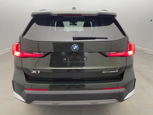 Bmw X1 image 1