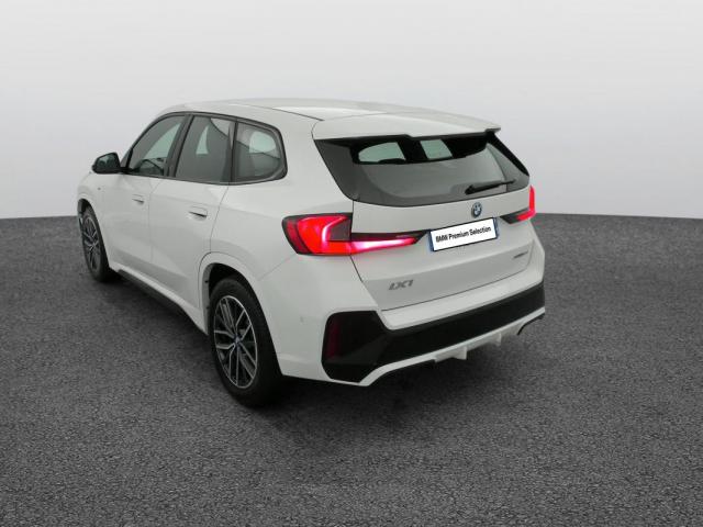 Bmw Ix1 image 4