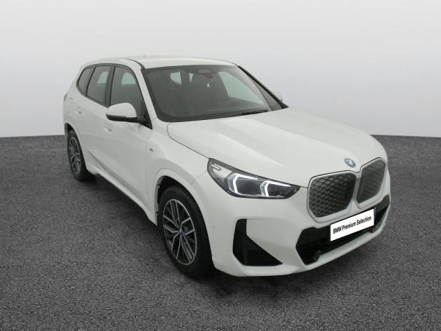 Bmw Ix1 image 8