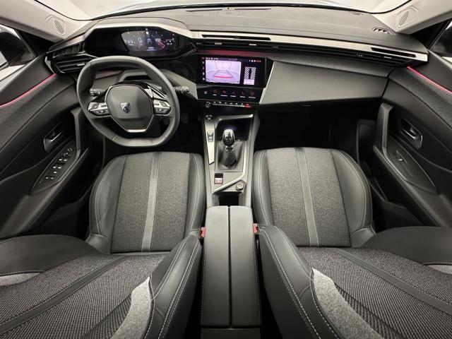 Peugeot 308 image 8