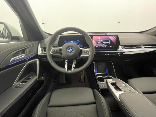 Bmw X1 image 2