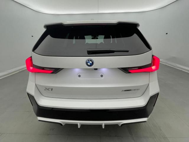 Bmw X1 image 9