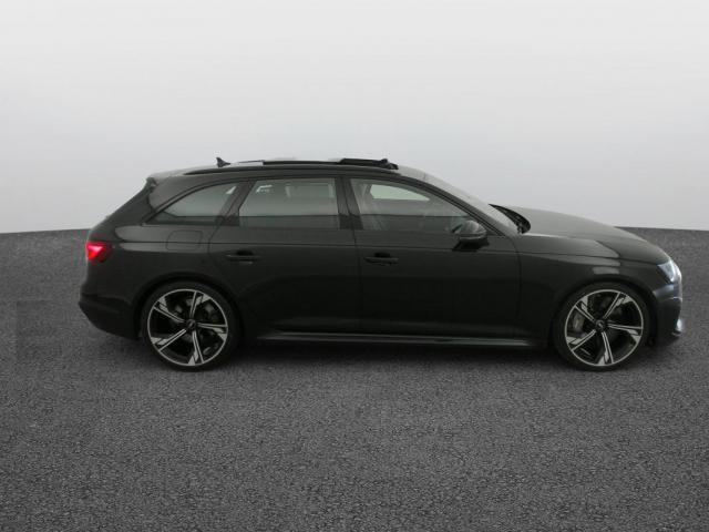 Audi Rs4 Avant image 2
