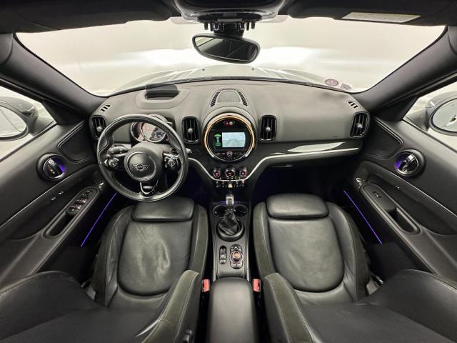 Mini Countryman image 2