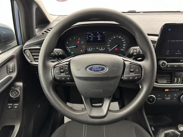 Ford Fiesta image 8