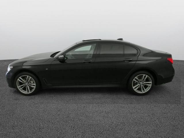 Bmw Série 7 image 9