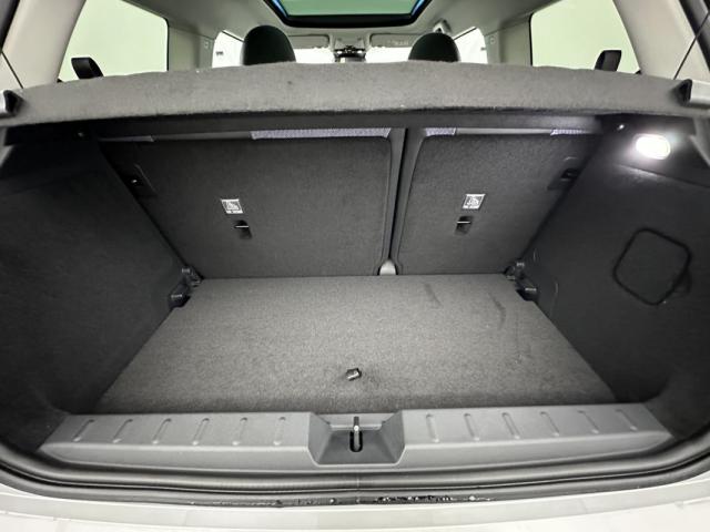 Mini Cooper image 5